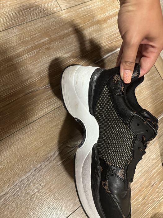 Дамски сникърси Guess