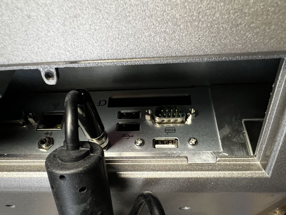 Продавам  Xplace P1150