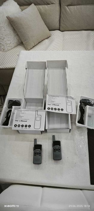 Компактни станции уоки-токи