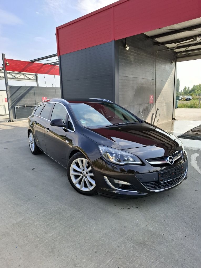 Opel Astra J facelift 165 cp