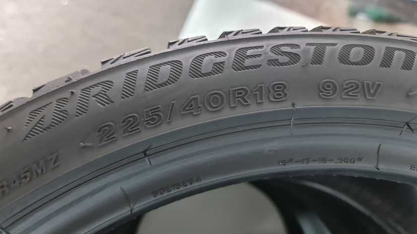 225/40/18 92V 225 40 18 BRIDGESTONE CP N10159 M+S