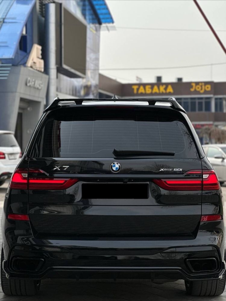 В продаже !  BWM X7 xDrive50i