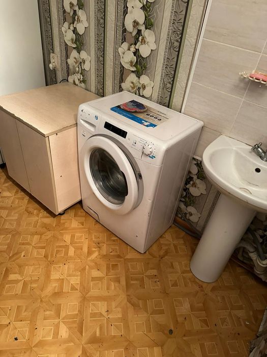 Стиральная машина в хорошем состоянии