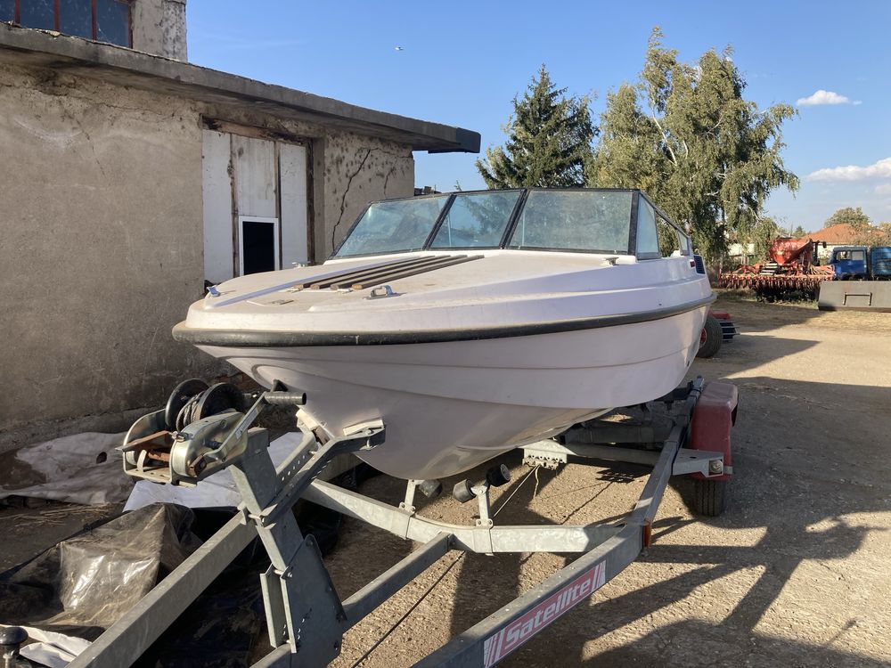 Лодка БАВАРИЯ 140к.с. E23