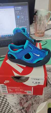 Nike sunray protect kids