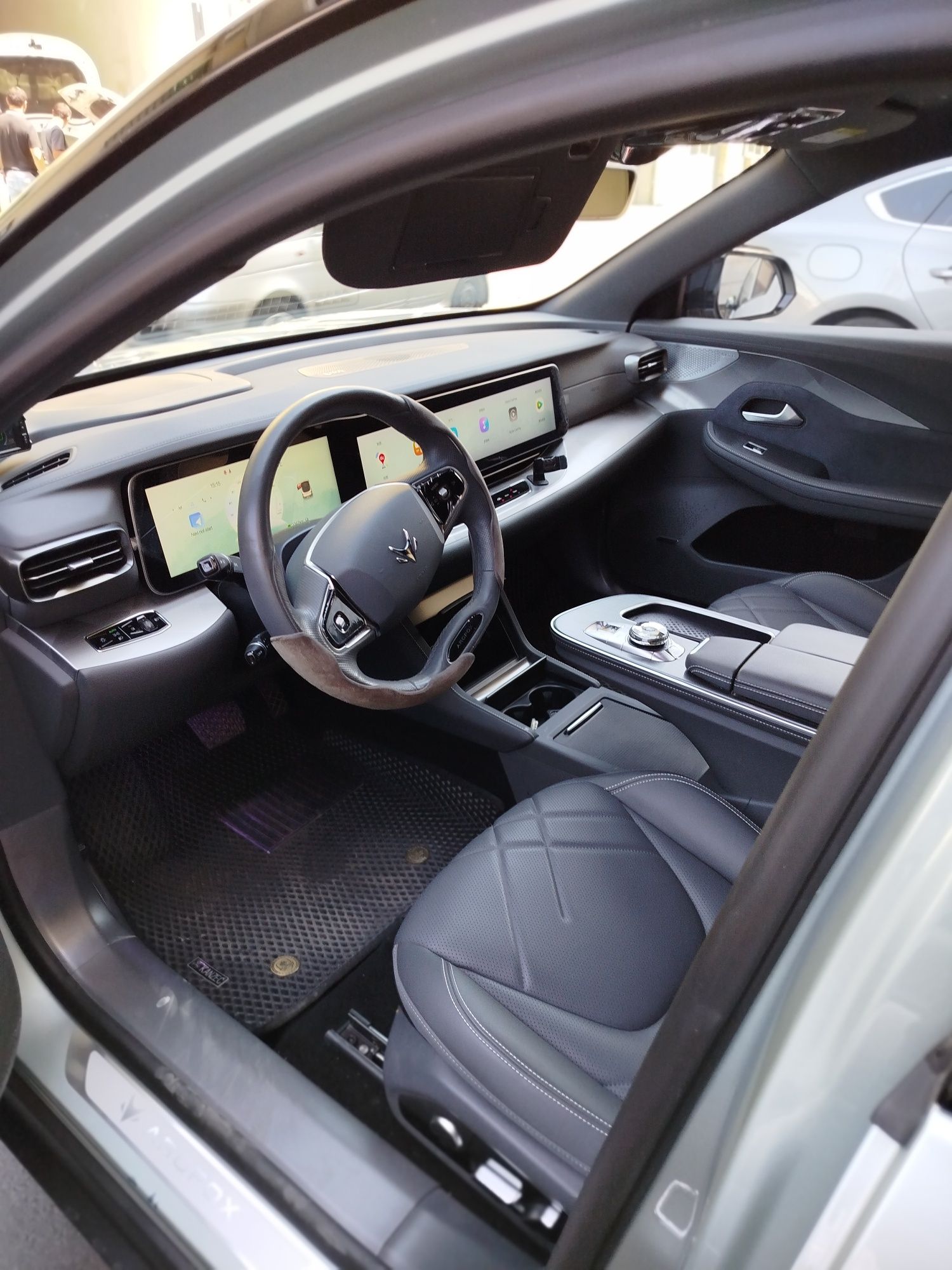 Arcfox 2023 electromobil vikupga beriladi