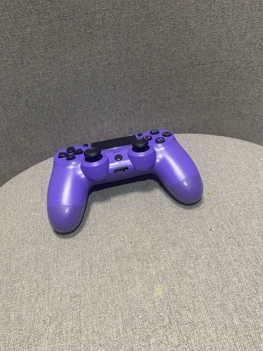 !!!НОВ!!! Контролер джойстик за ps4 цвят лилав идва с зарядно