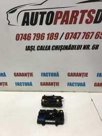 Panou relee sigurante 1.6 i benzina Opel Astra H  13 222 173 HT