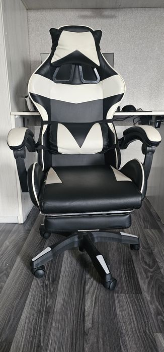 Продам игровое компьютерное кресло в хорошем состоянии