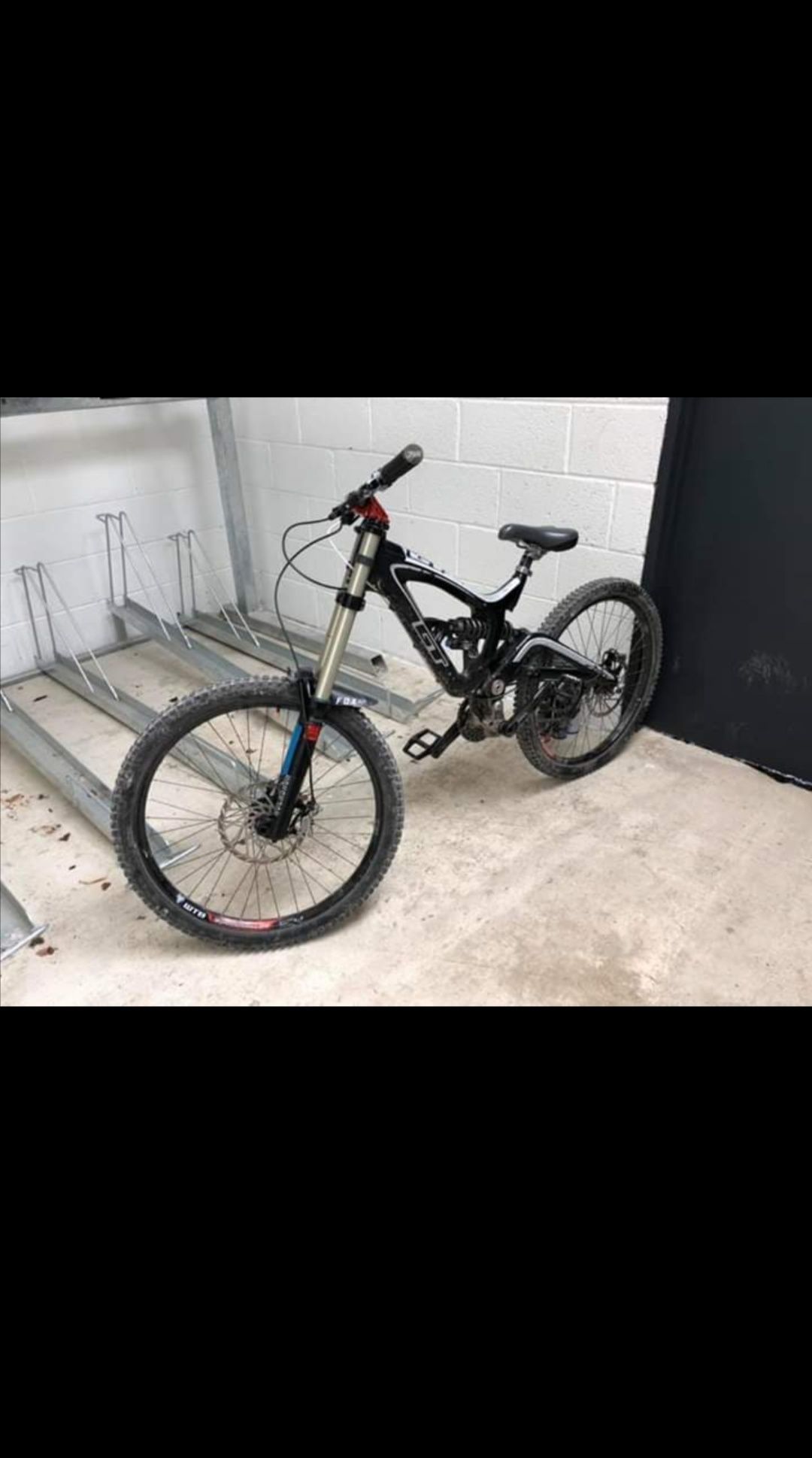 Gt fury 2 downhill bike