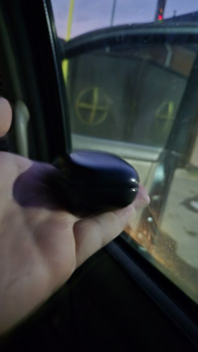 Кейс от наушников buds live