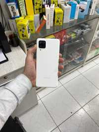 Samsung A12 xotira 64