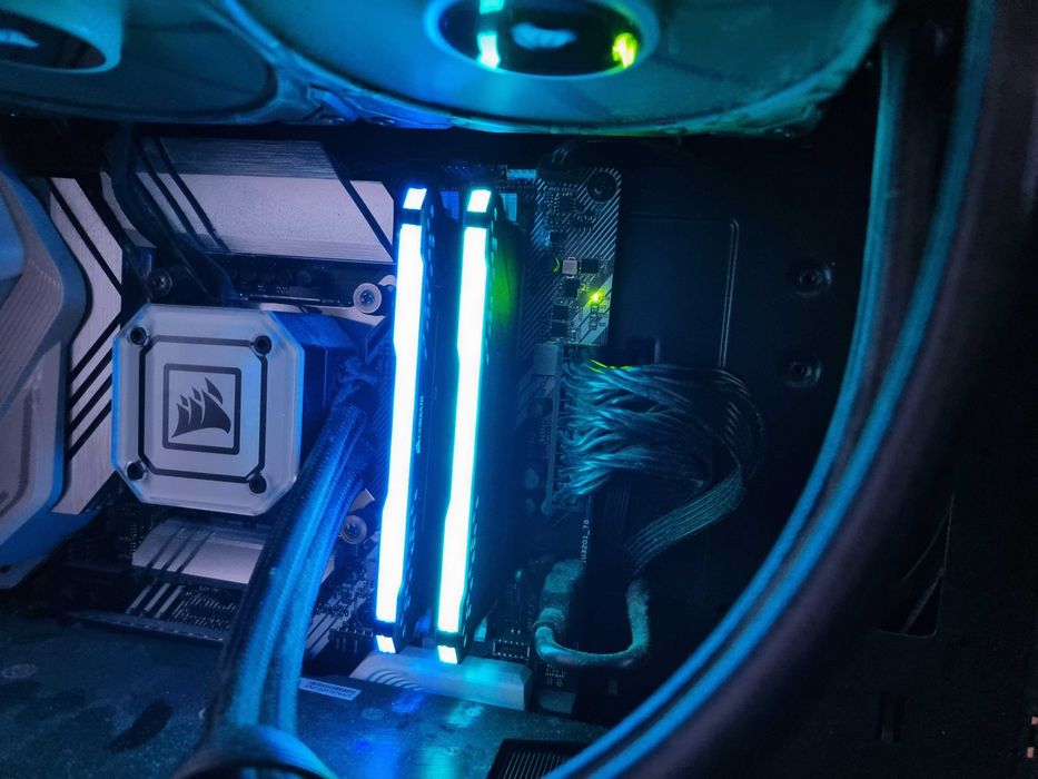 Corsair Vengeance RGB Pro 32GB (2 x 16GB) RAM 3600MHz CL18