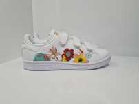 Кецове Adidas Stan Smith 

Чисто нови с кутия.

Размер 37 1/3 стелка 2