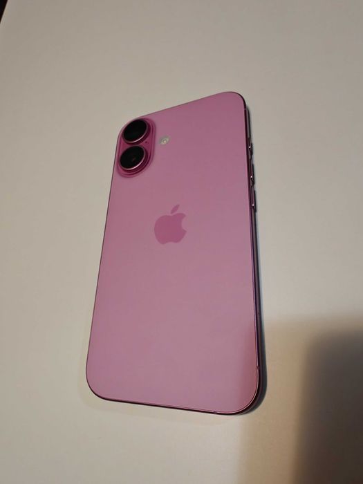 iPhone 16, розов, 128GB, батерия 100%, гаранция до 24.05.2026