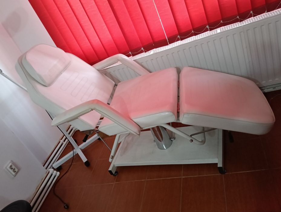 Pat Cosmetică second-hand