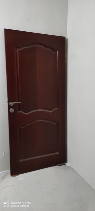 Продам дверь б/у