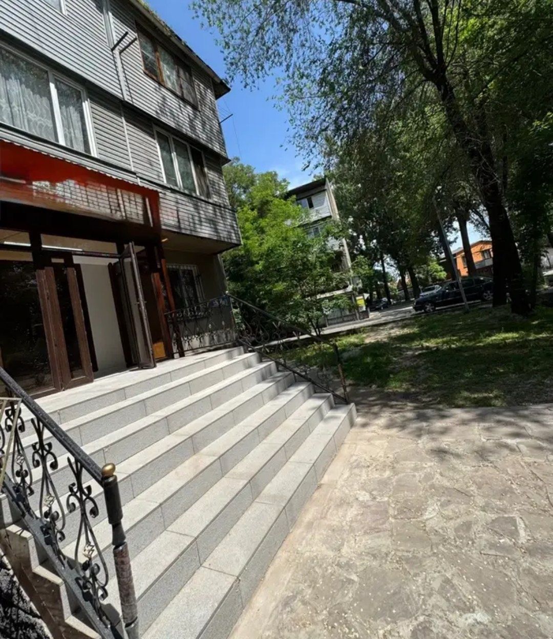 Сдам в аренду коммерческое помещение