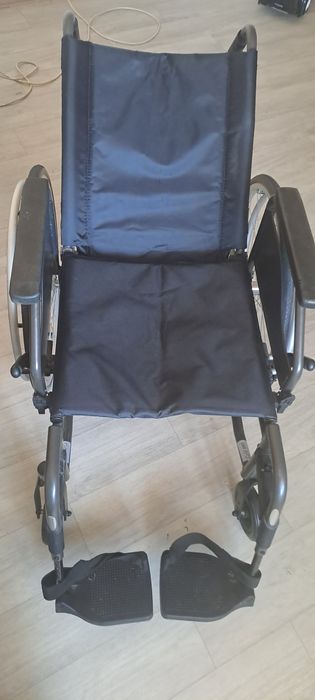 Инвалидная коляска