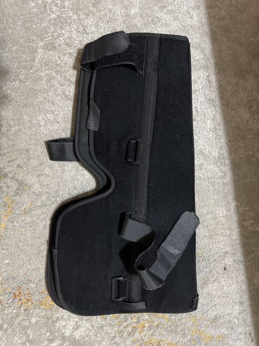 Фиксатор для колена бондаж для ноги