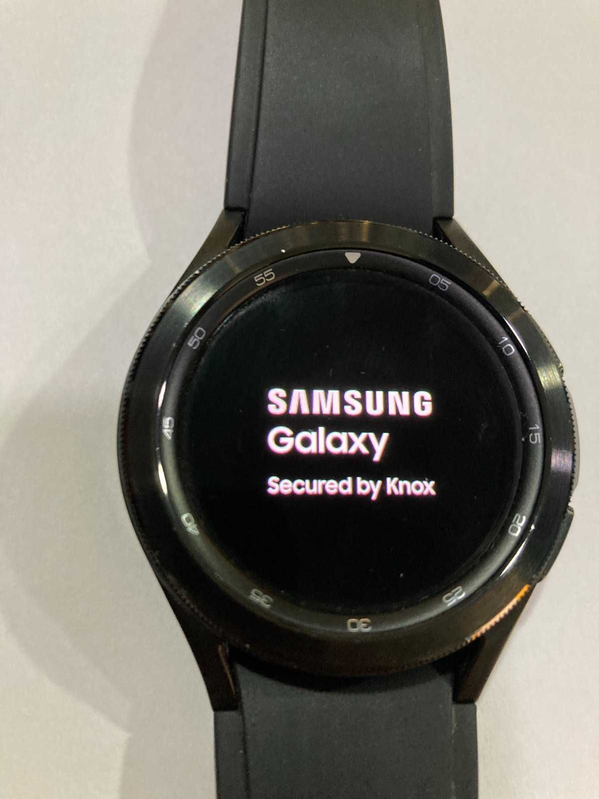 Samsung Galaxy Watch4 Classic 42mm LTE (SM-R885)