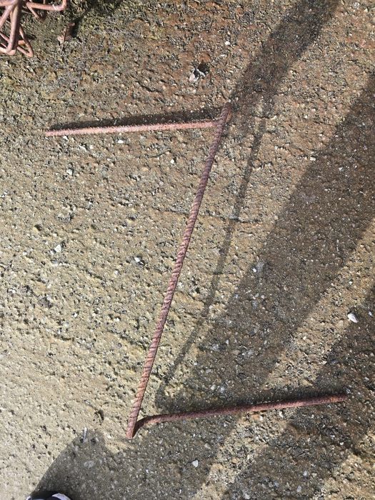 Bare de fier și etrieri