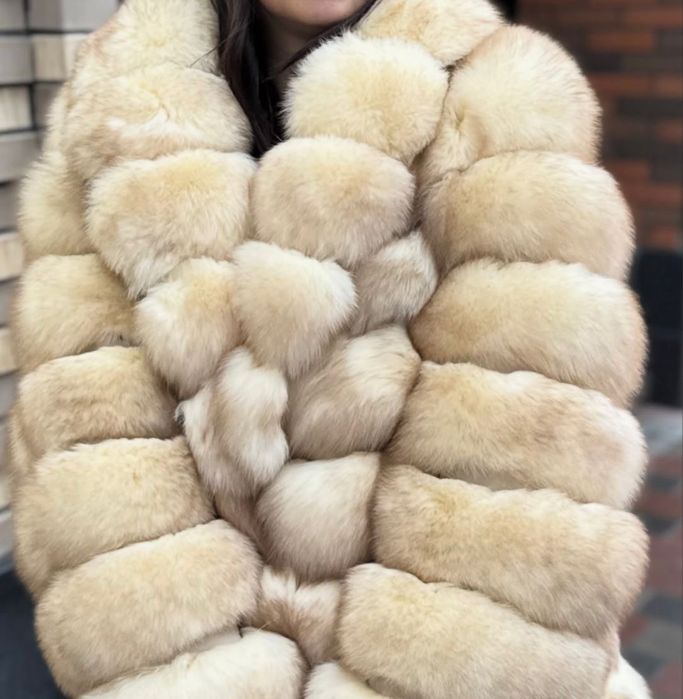 Шуба песец новая