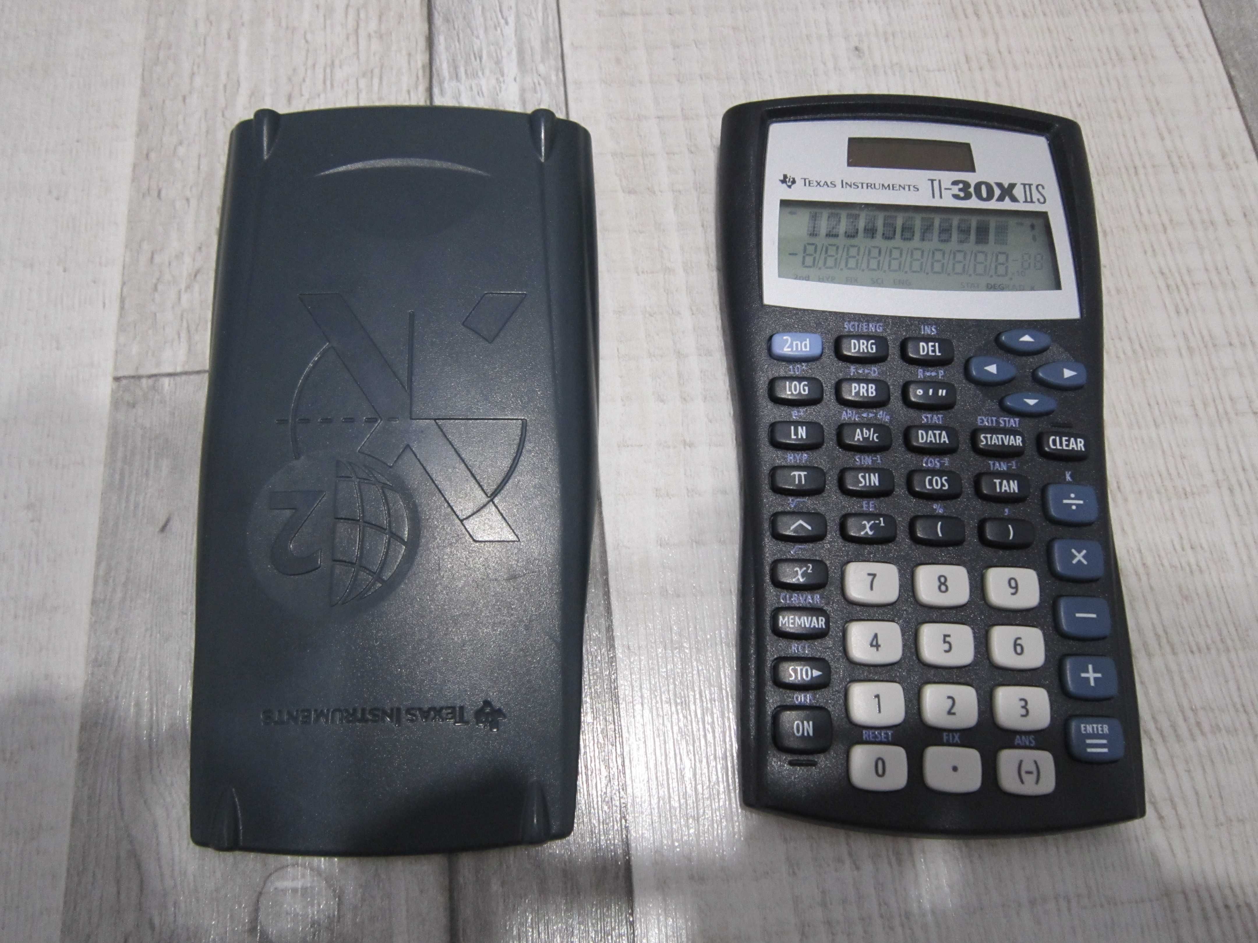 Calculator stiintific Texas Instruments TI-30XS II, afisaj cu 2 linii