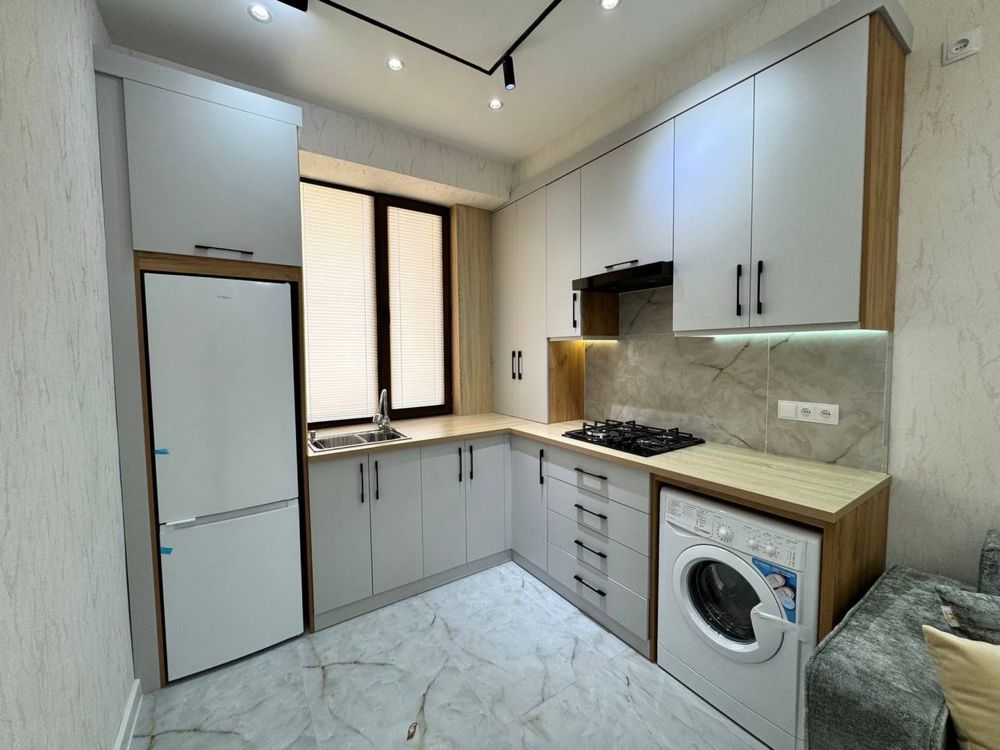 Продается 3 ком. Квартира площадью 63 кв.м. По ул. Рузибаева
