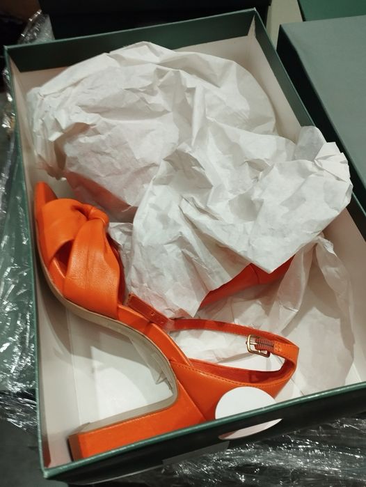 Loturi incaltaminte din piele - brand Minelli Paris