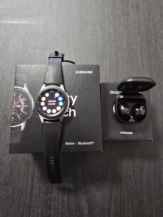Samsung galaxy watch & buds pro