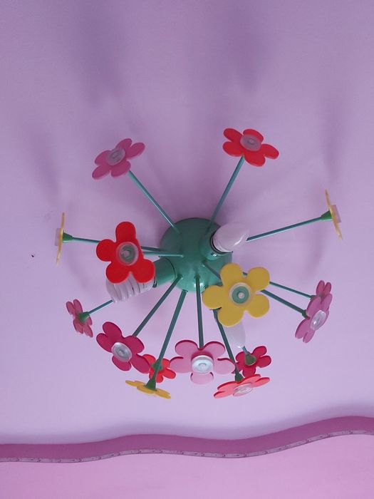 Lustra cu telecomanda camera copii