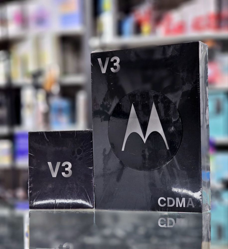 Perfectum MOTOROLA RAZR V3  CDMA новый пачка