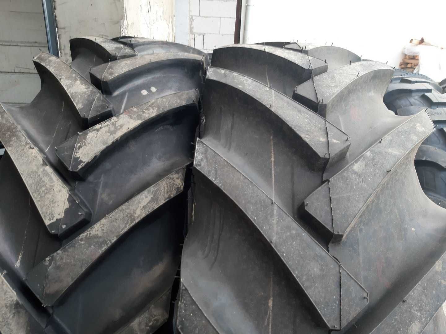 18.4-30 Anvelope noi agricole de COMBINA cu 14PR livrare rapida