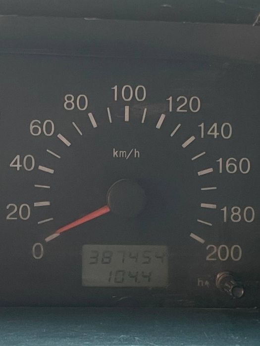 Лада Lada    21150