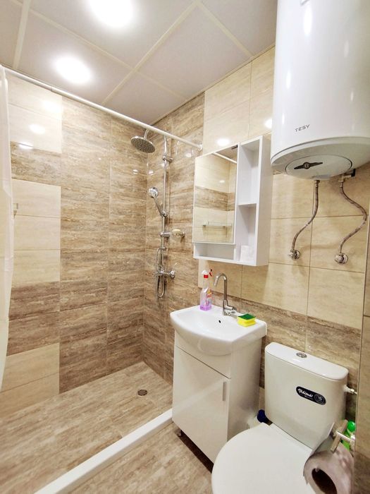 Дава се под наем Двустаен апартамент в Перник, Изток - 68 кв.м за 321.3 € - Снимка #9