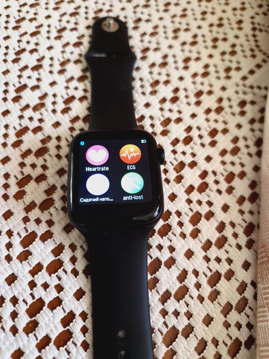 Смарт часовник WATCH S4