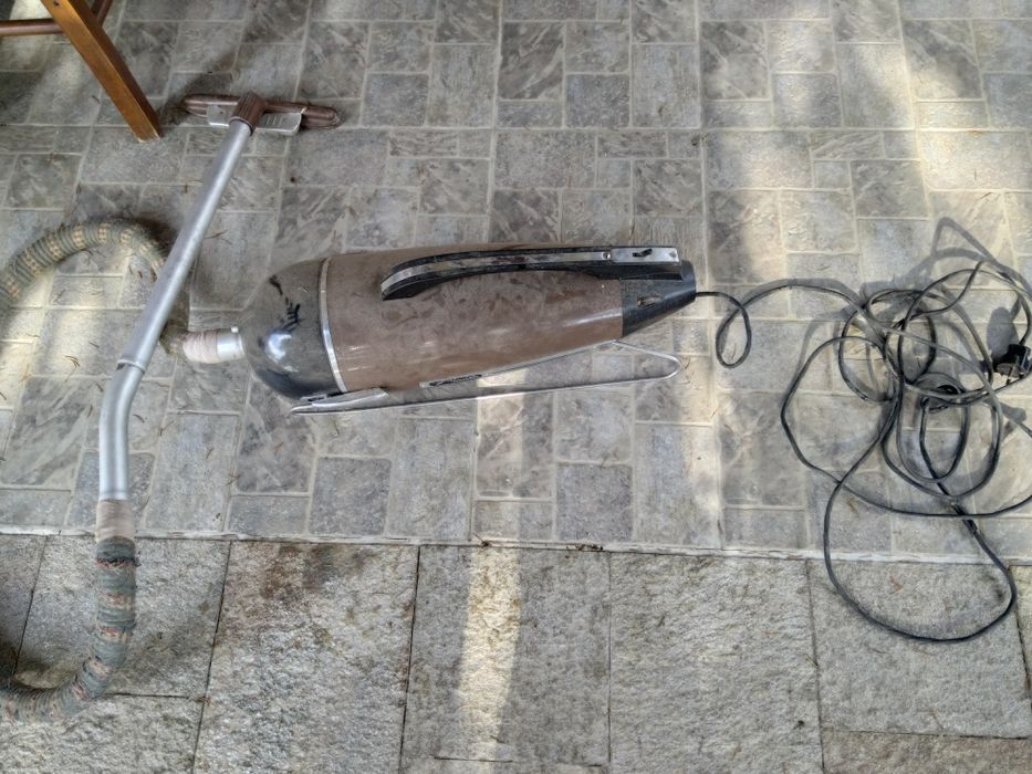 Продавам прахосмукачка ЧАЙКА Ракета един незабравим СОЦ спомен