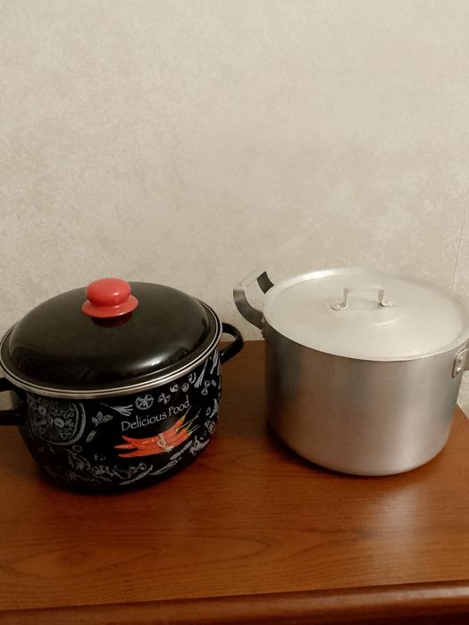 Кастрюли  алюминиевая стальная эмал