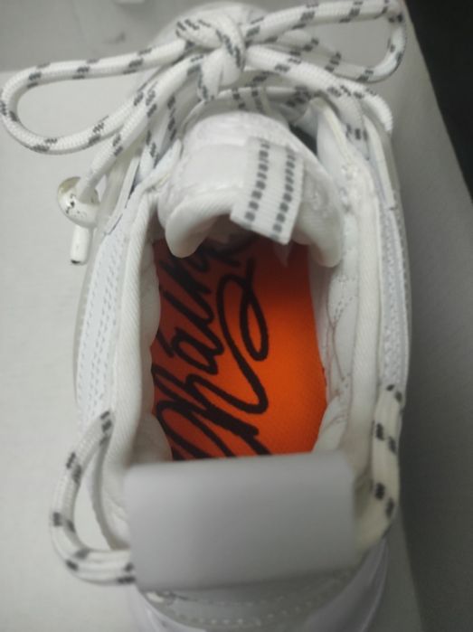 Versace chain reaction triple white