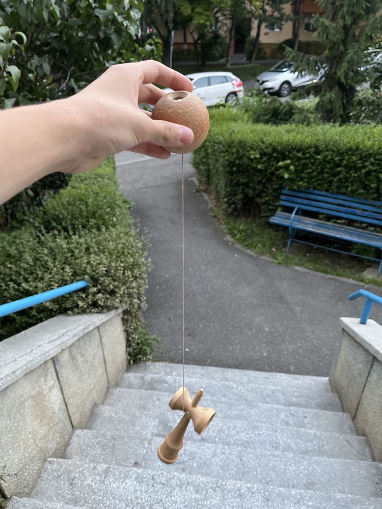 jucarie kendama rosie