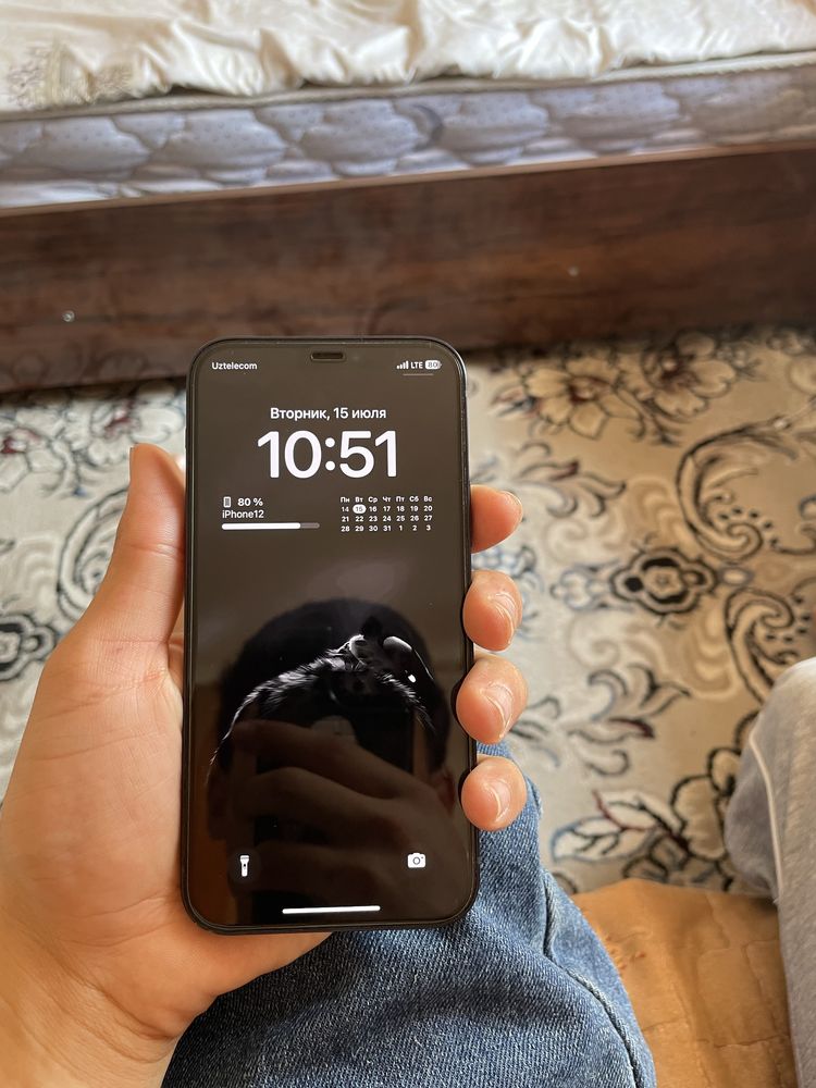 Iphone 12 rangi qora