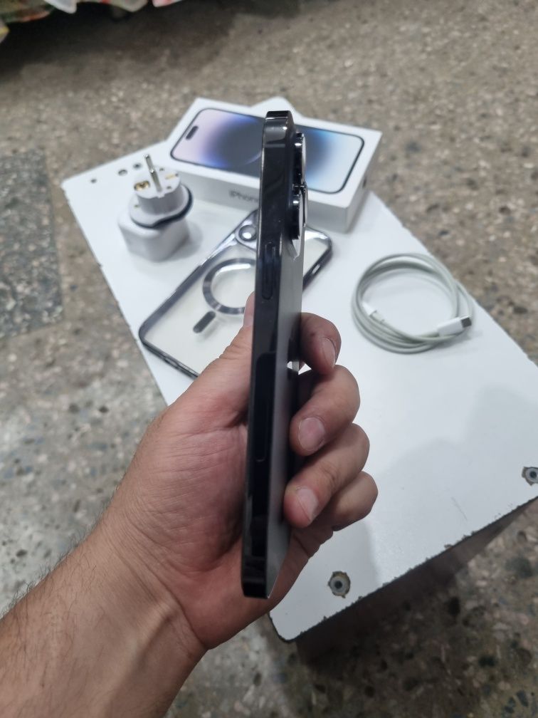 Iphone 14 pro max LLA E-sim