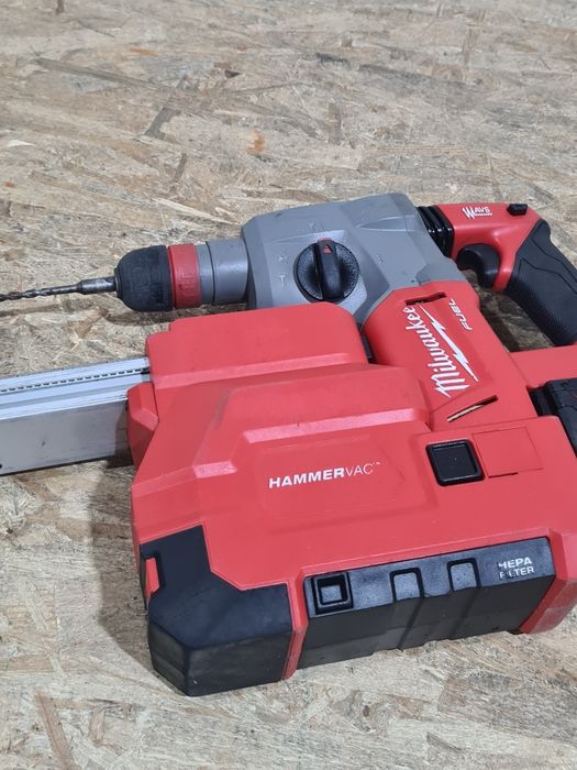 Rotopercutor SDS Plus cu aspirator de praf Milwaukee M18 CHX