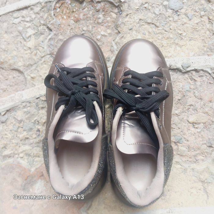 Маратонки с топчета не използвани