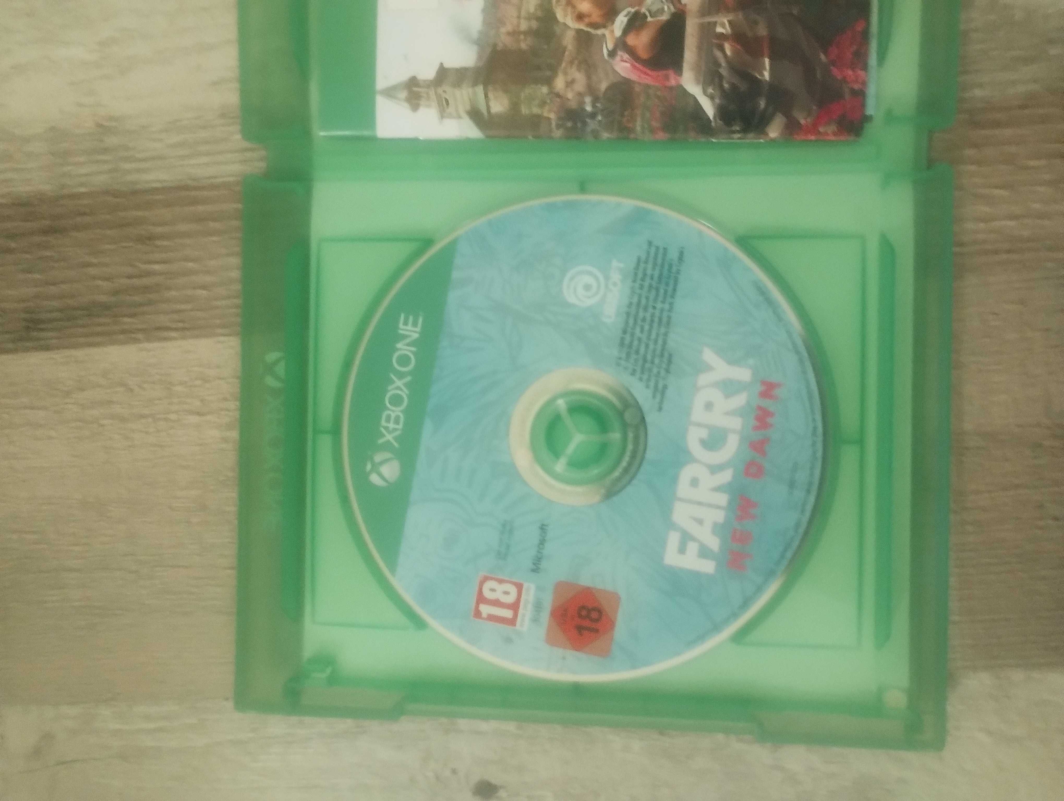 Xbox one s много добро състояние