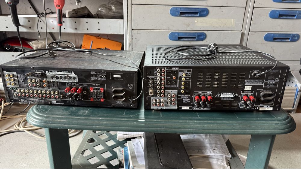 Vand doua statii audio HARMAN/KARDON si Kenwood