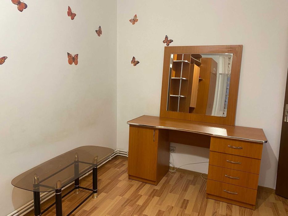 Inchiriez Apartment cu 1 camera