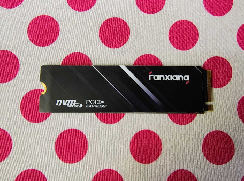 SSD Fanxiang S690Q  PCI Express x4 M.2 NVMe.