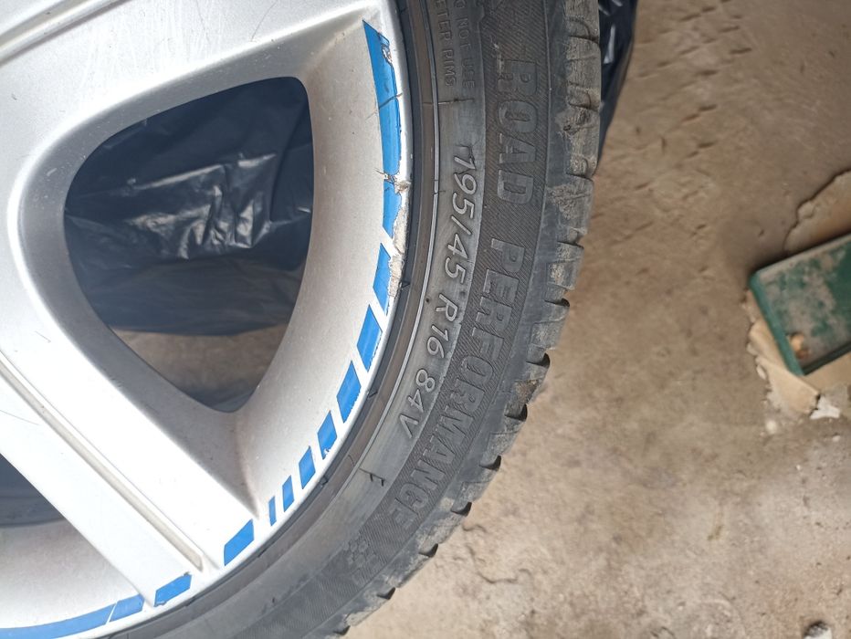 Гуми с джанти , ползвани